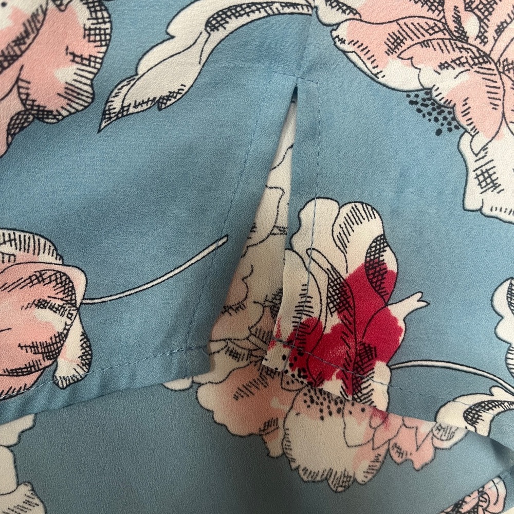 Daniel Rainn Floral Print Blouse Smocked Neckline & Ruffle Sleeves, Small - Picture 5 of 16